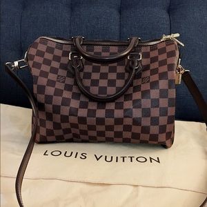 Meet your Posher, Aisel